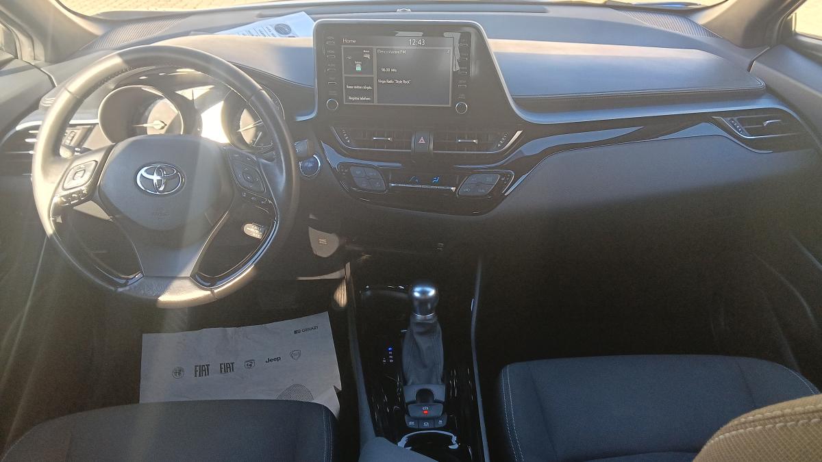 Toyota C-HR 2.0 Hybrid E-CVT Trend